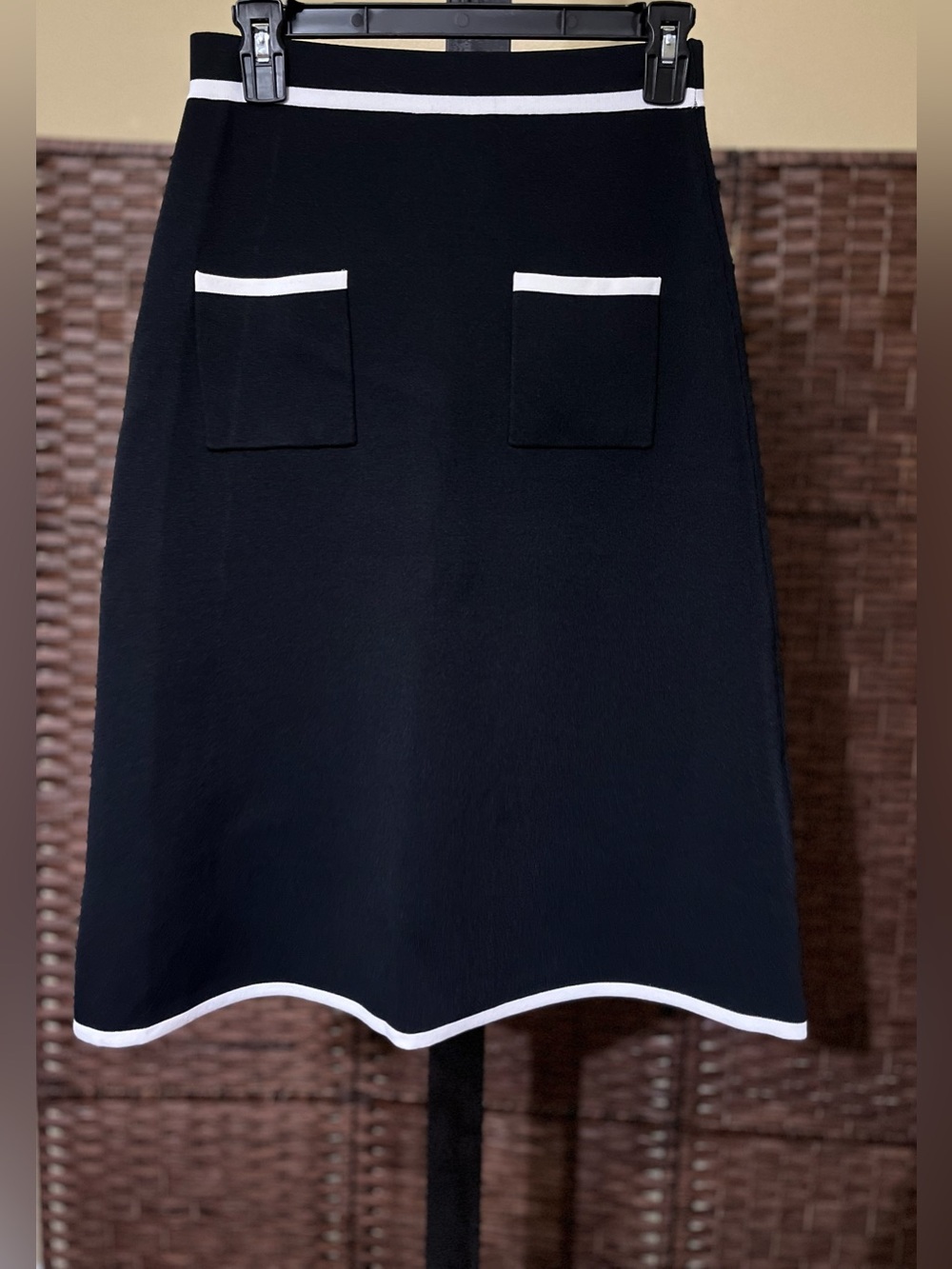 New Aleeza Paris Black Knit A-Line Skirt – Size XS (Fits Up to Small) - Picture 2 of 4